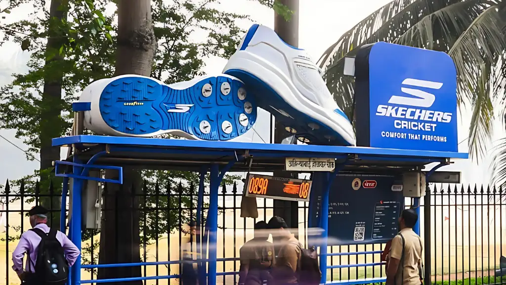 3D Placement Bus Queue Shelter