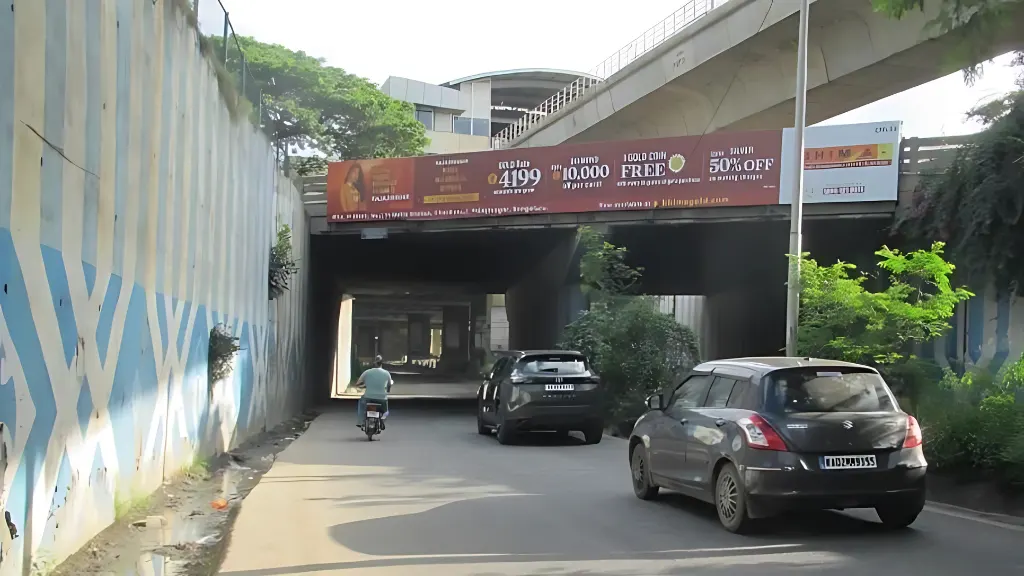 Bridge Panel Advertising